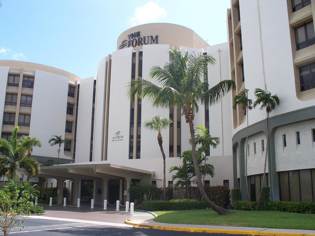 Forum Pompano Beach Exterior foto