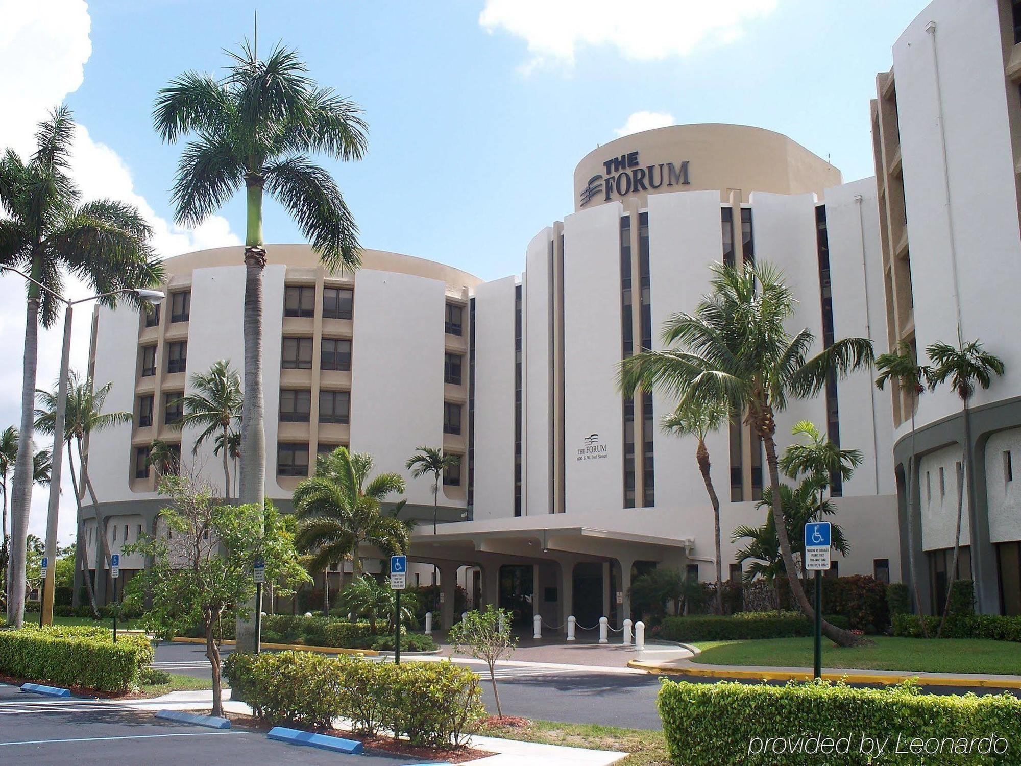 Forum Pompano Beach Exterior foto